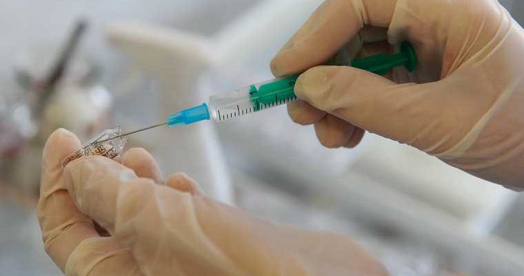 самочувствие добровольцев испытания вакцины от коронавируса