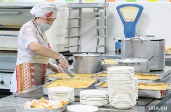 чем кормят детей в школе