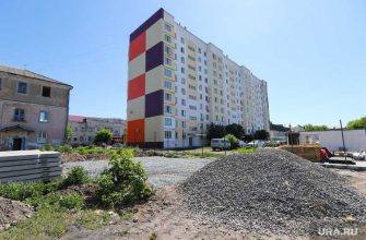 компания Брусника