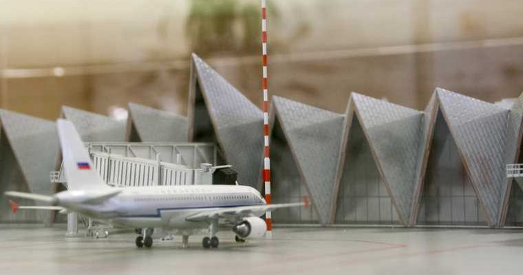 аэропорт Нового Уренгоя бомба проверка