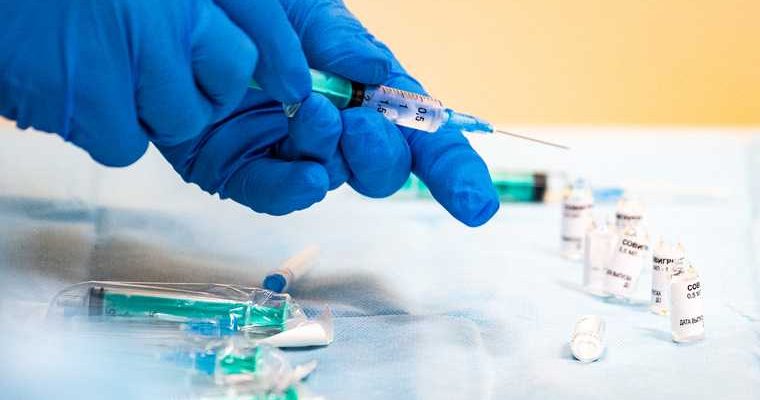 вакцина от коронавируса свердловская область первая партия