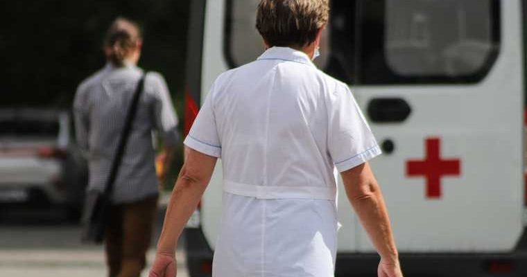 коронавирус ЯНАО умер скончался пациент