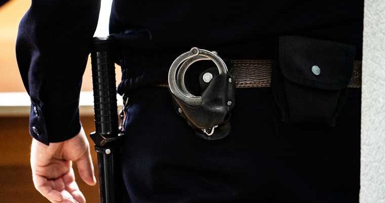 жесткое задержание