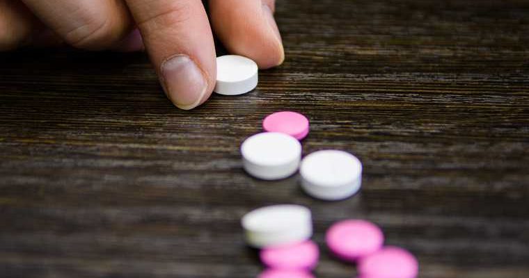 доктор Александр Мясников антибиотики таблетки глухота