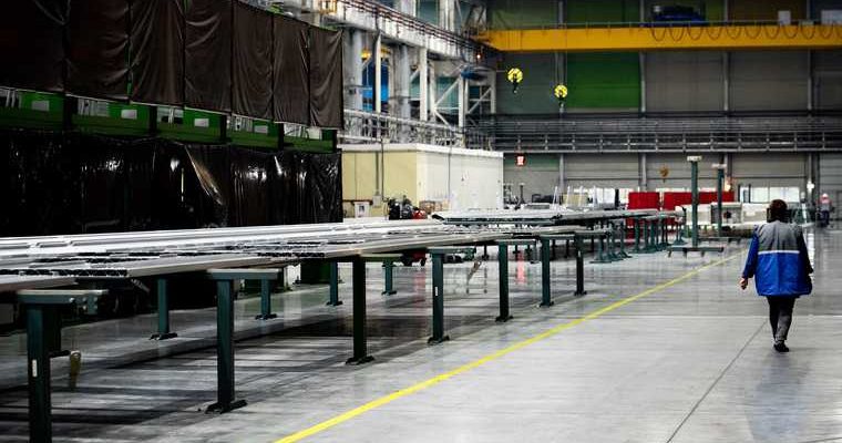 эротическая фотосессия на заводе