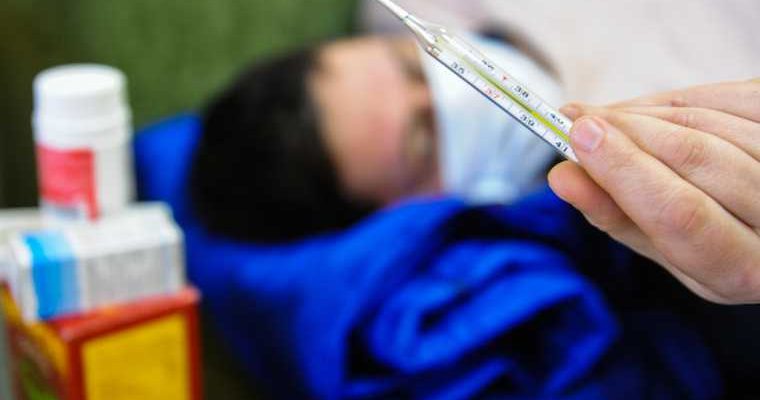 Пациентка назвала новые симптомы коронавируса