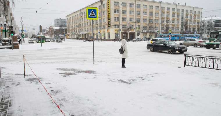 Екатеринбург уборка снега