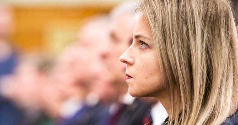 депутат Поклонская зарплата