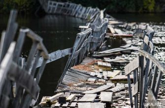 В Ишиме упал подвесной мост