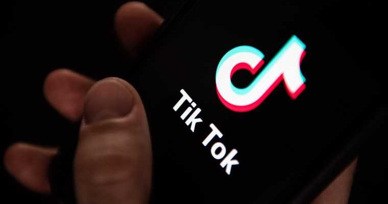 Власти РФ предложили отправить тиктокеров на Дальний Восток