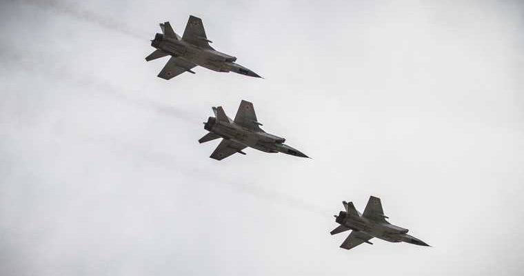 к России подлетели разведчики