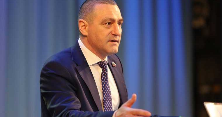 Кредитные организации не стали участвовать в торгах по кредитам для области — власти недоплатили бизнесменам более полумиллиарда — в сельском поселении выбрали депутатов — обеды для школьников будут дороже. Все самые интересные и важные новости Курганской области к утру 30 марта — в обзоре URA.RU: