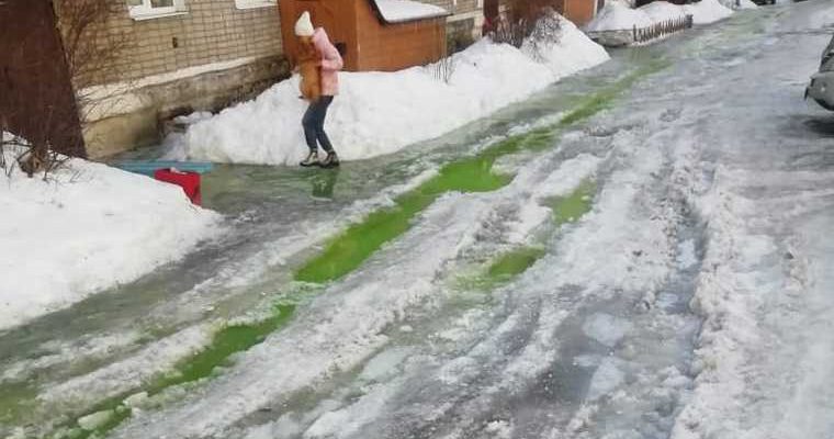 Кушва зеленая вода Свердловская область