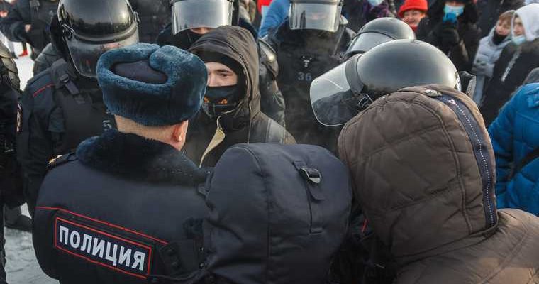 навальный москва акции протеста 21 апреля задержанные