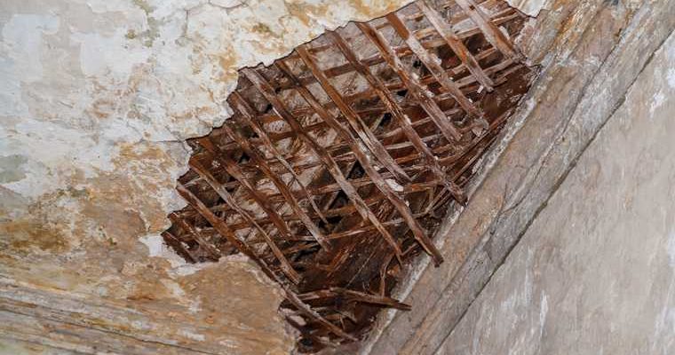 Березники рухнул потолок