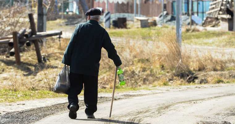 сколько живут россияне