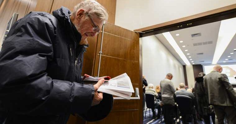 пенсионеры получат доплаты к выплатам без подачи заявления