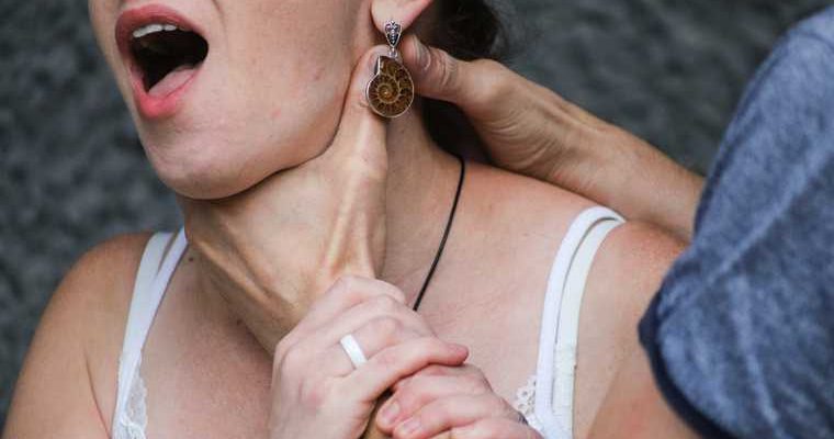 абьюзеры насилие в семье омбудсмен Свердловская область Татьяна Мерзлякова декриминализация побоев закон