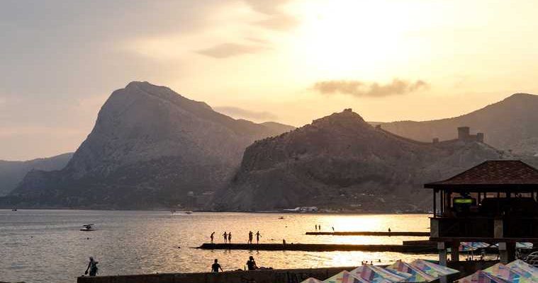 Евгений Сатановский