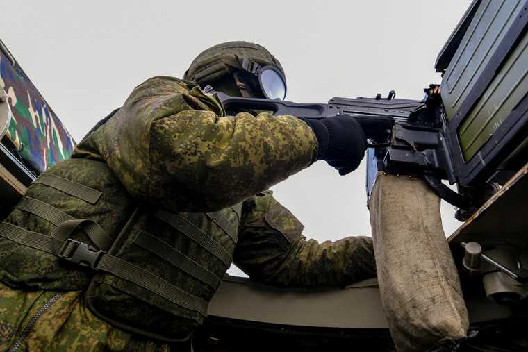 войска Украины обстреляли жилые дома Донбасса