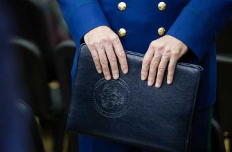 Дорога размытие асфальта микрорайон Гидронамыв поселок Белый Яр