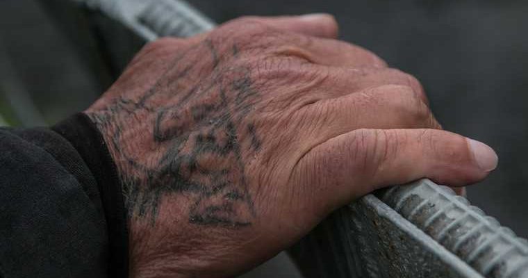 Умер старейший в РФ вор в законе Валентин Гудевский