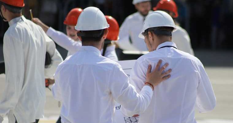 строитель подрядчик