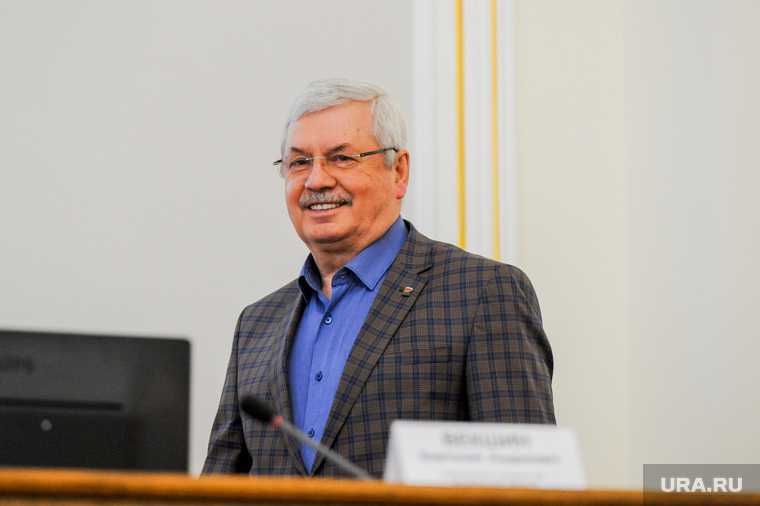 Вручение мандатов кандидатам, победившим на выборах в законодательное собрание. Челябинск